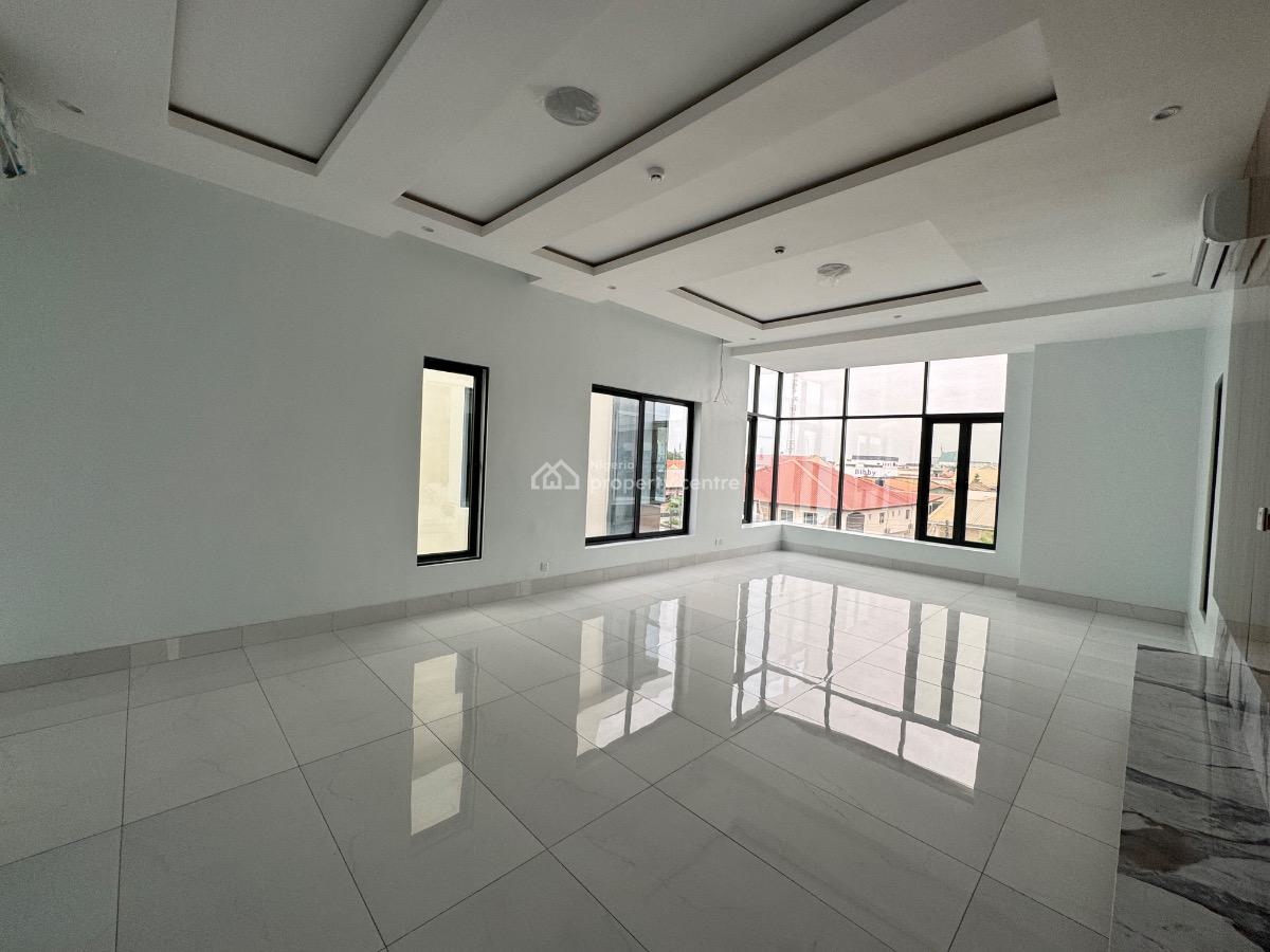 6 Bedroom Detached Duplex with 2 Room Bq, Elevator, Gym, Pool & Cinema, Lekki Phase 1, Lekki, Lagos, Detached Duplex for Sale