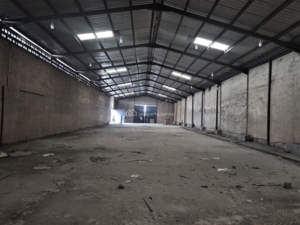 Warehouse Capacity of 920sqm, Gbagada Industrial Area, Gbagada, Lagos, Warehouse for Rent