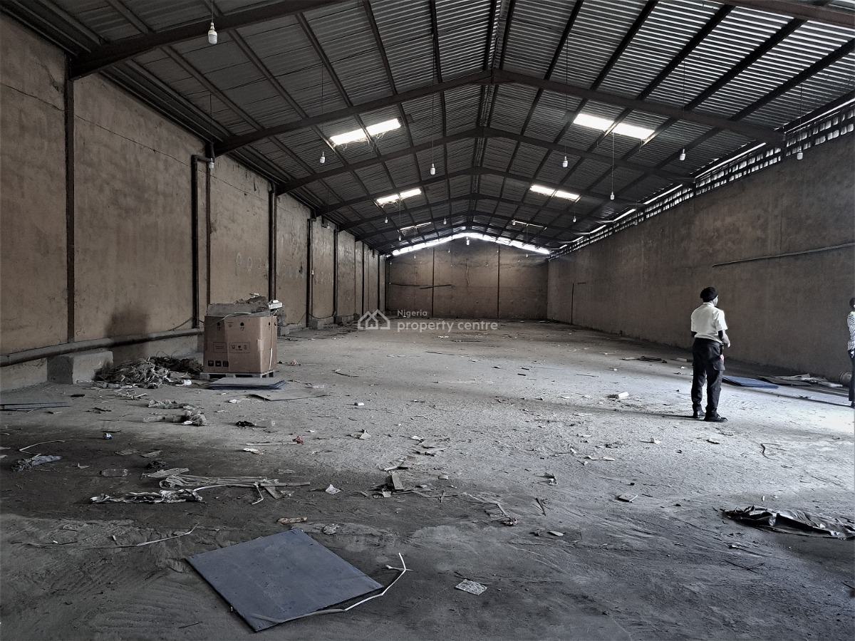 Warehouse Capacity of 920sqm, Gbagada Industrial Area, Gbagada, Lagos, Warehouse for Rent
