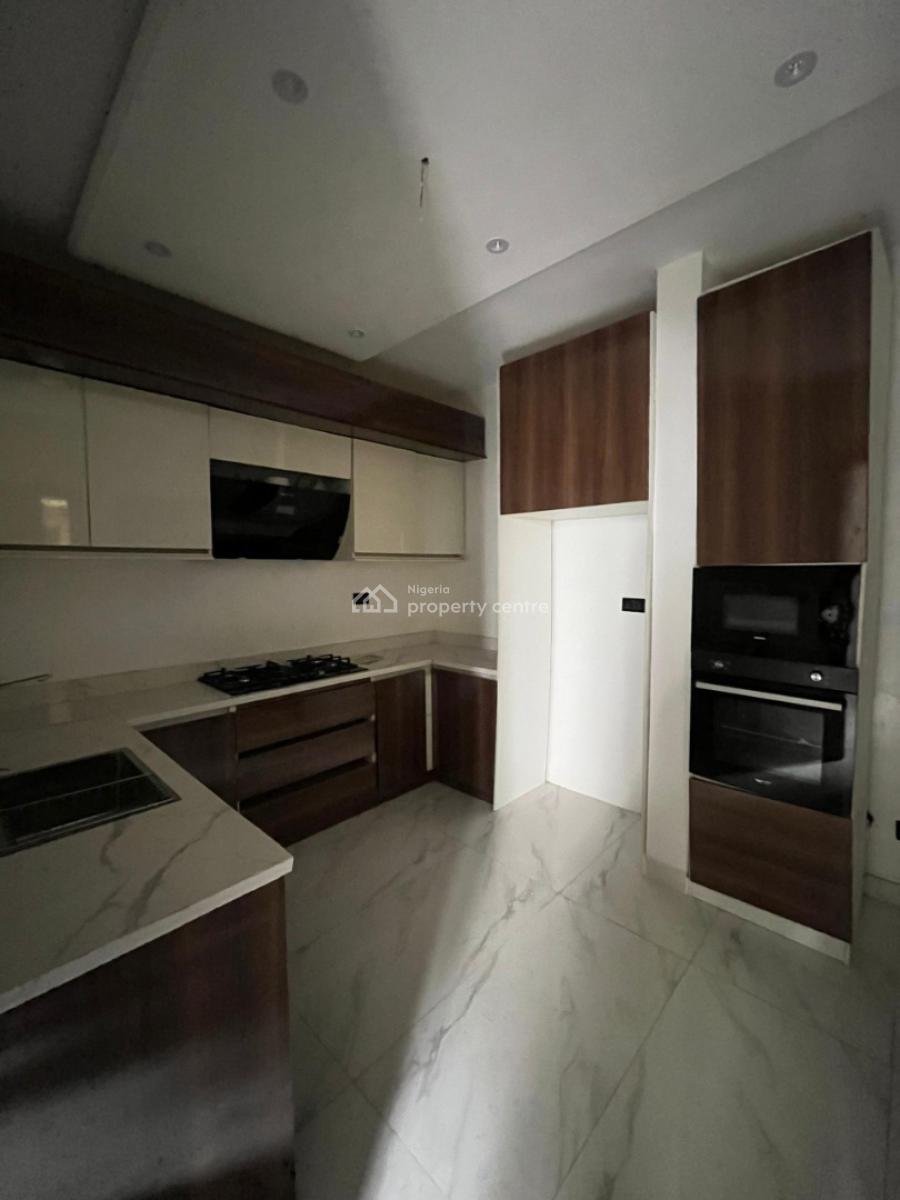 2 Bedrooms Apartments, Lekki Phase 1, Lekki, Lagos, Block of Flats for Sale