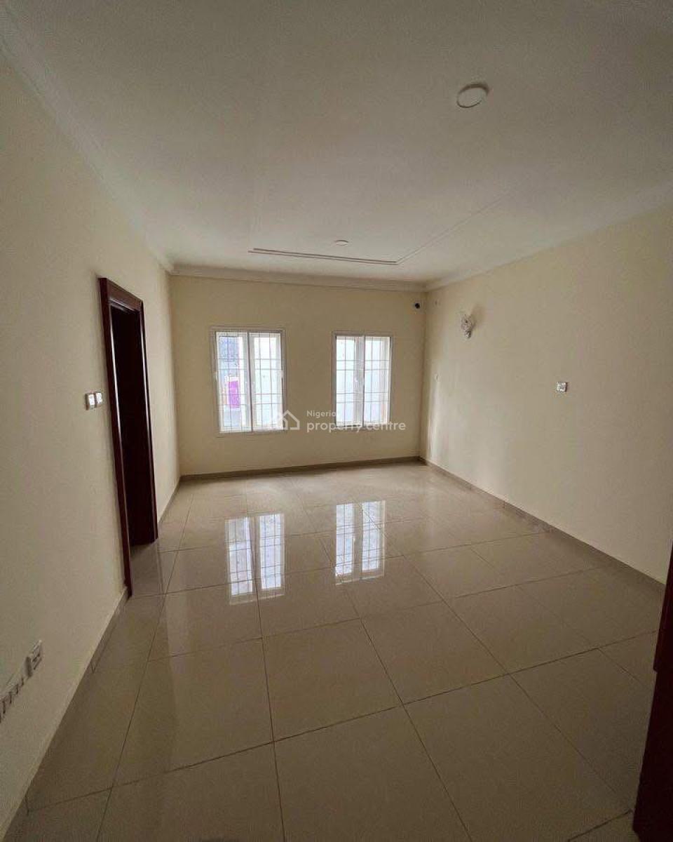 Beautiful and Spacious 3 Bedroom Serviced Flat, Diplomatic Zone, Katampe Extension, Katampe, Abuja, Flat / Apartment for Sale