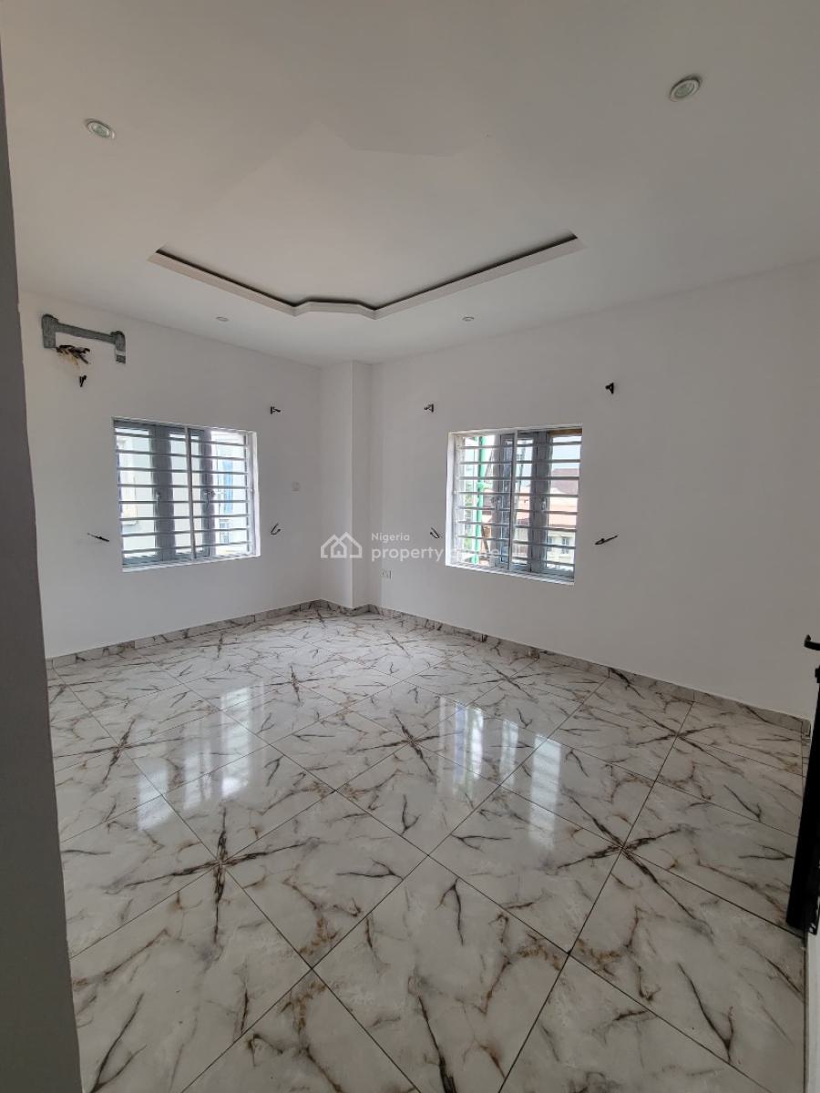 Well Maintained Mini Flat, Off Mobile Road Ilaje Ajah Lagos, Ajah, Lagos, Mini Flat (room and Parlour) for Rent