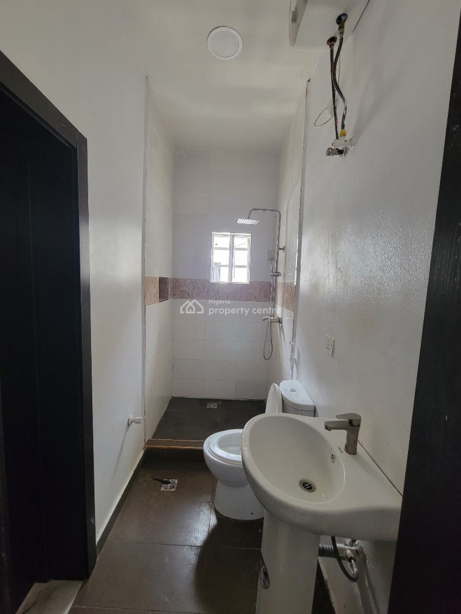 Well Maintained Mini Flat, Off Mobile Road Ilaje Ajah Lagos, Ajah, Lagos, Mini Flat (room and Parlour) for Rent