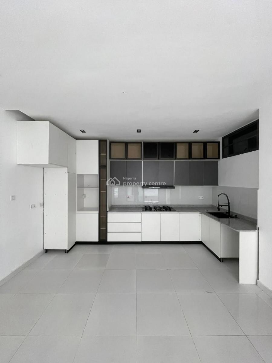 2 Bedroom Apartment, Ologolo, Lekki, Lagos, Flat / Apartment for Sale