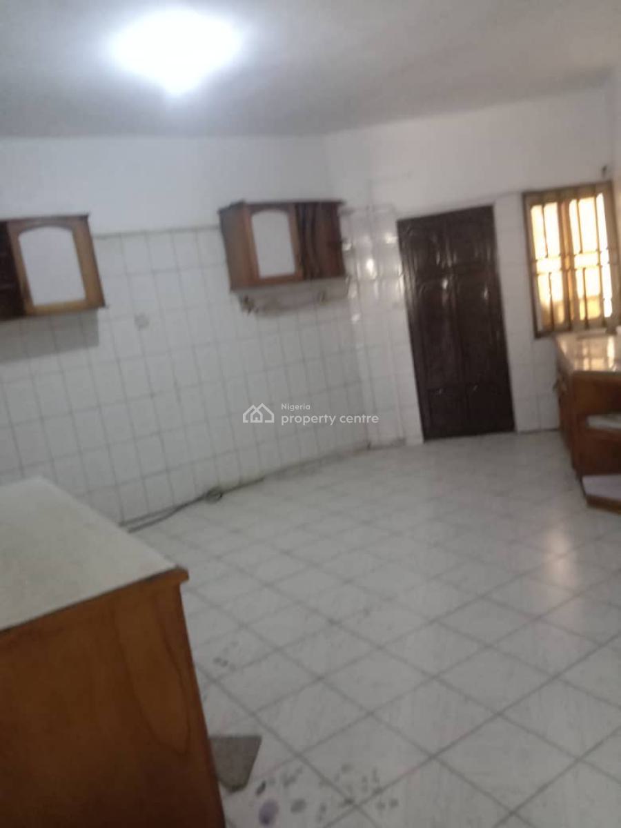 Renovated Three Bedrooms Flat, Kado, Abuja, Flat / Apartment for Rent