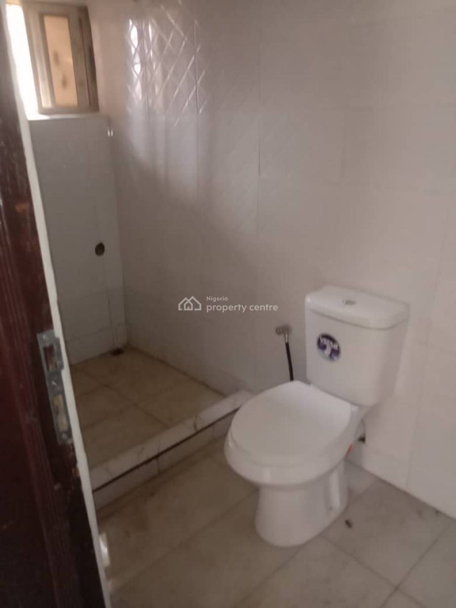 Renovated Three Bedrooms Flat, Kado, Abuja, Flat / Apartment for Rent