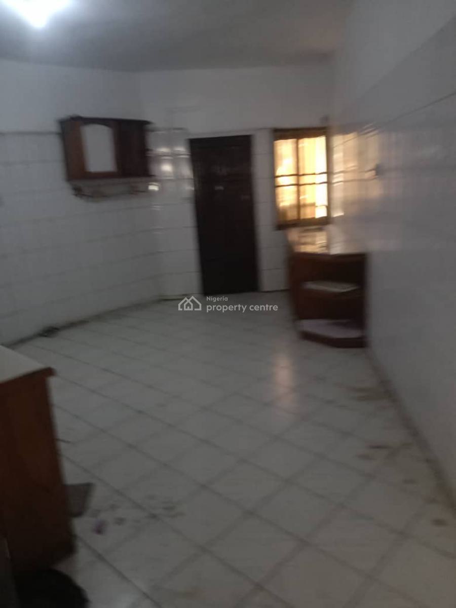 Renovated Three Bedrooms Flat, Kado, Abuja, Flat / Apartment for Rent