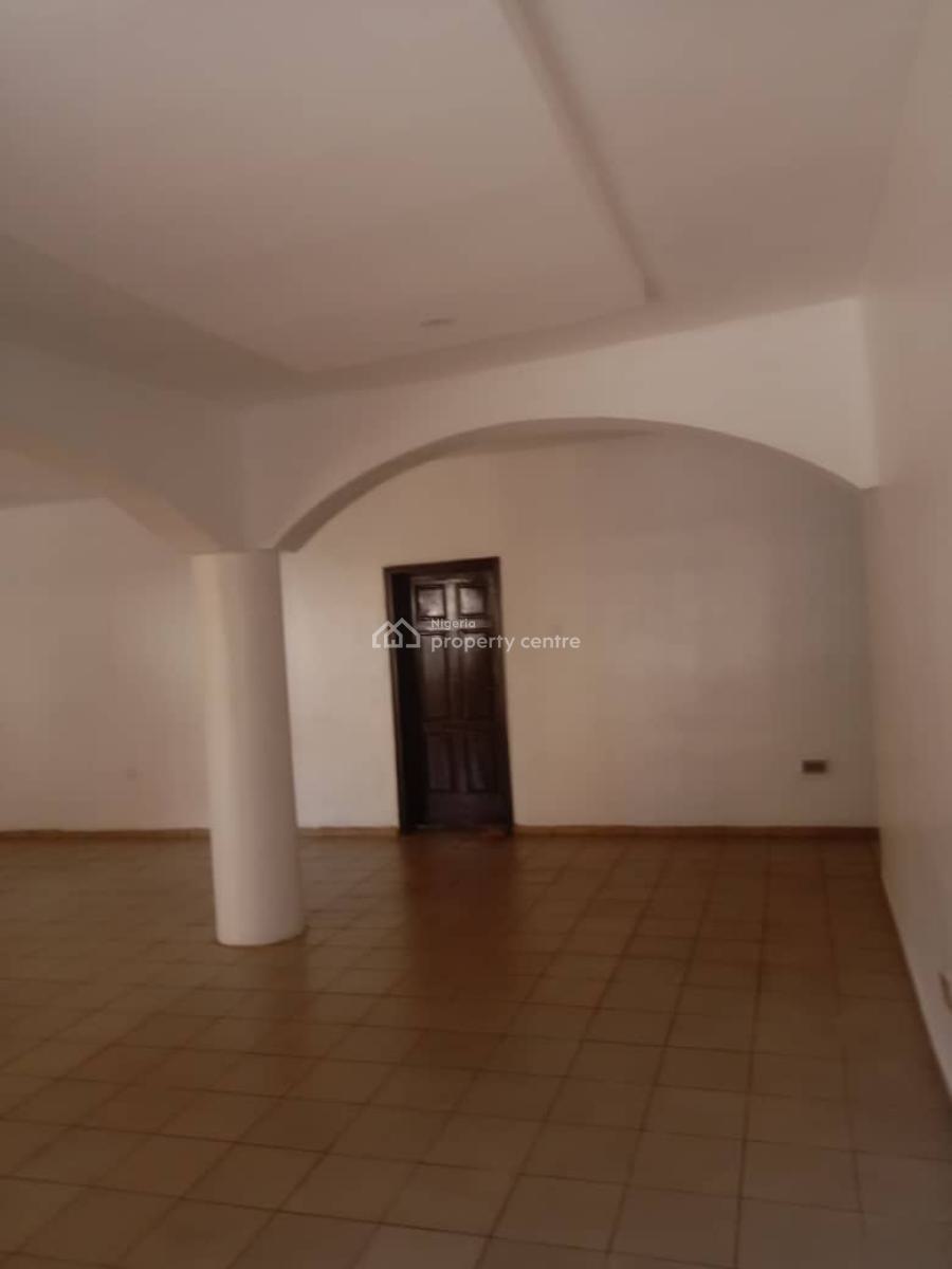Renovated Three Bedrooms Flat, Kado, Abuja, Flat / Apartment for Rent