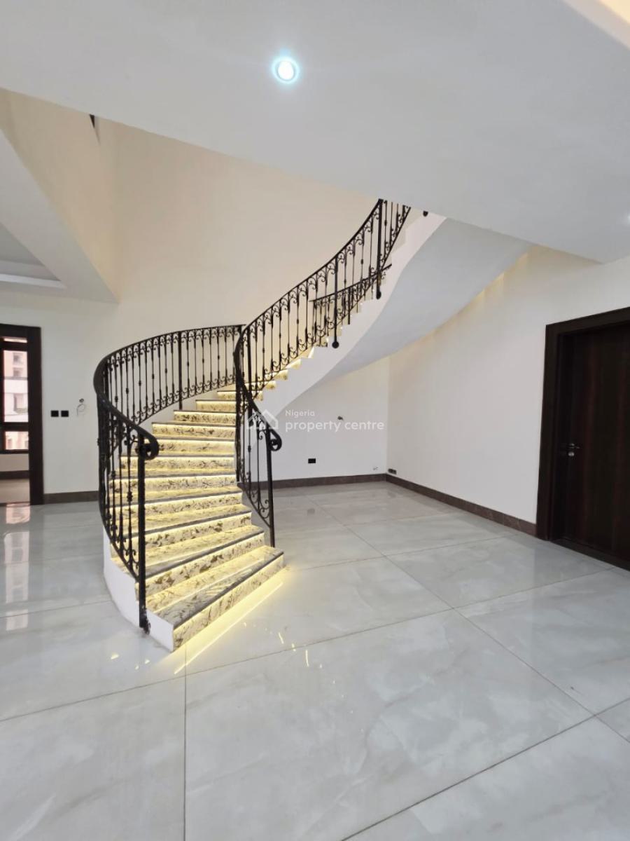 5bedrooms Penthouse with 2bq, Old Ikoyi, Ikoyi, Lagos, Flat / Apartment for Sale