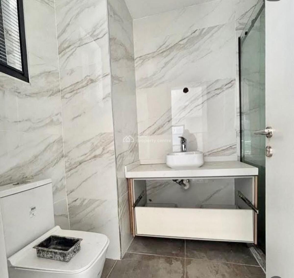 Luxury 2bedroom Apartment with Swimming Pool, Freedom Way Lekki Phase 1, Lekki, Lagos, Flat / Apartment for Rent