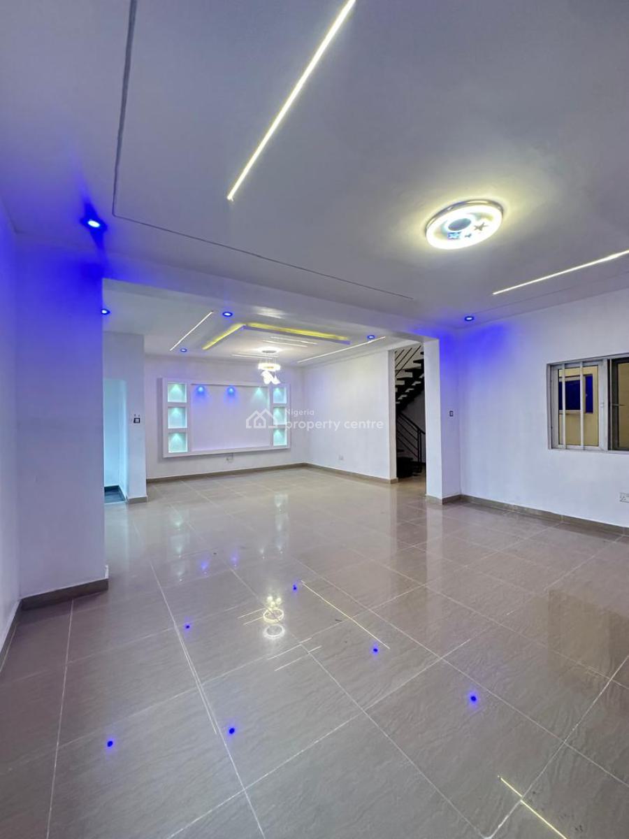 Super Spacious Self Compound 4 Bed Terrace  Duplex + Massive Bq, Ikota, Lekki, Lagos, Terraced Duplex for Sale
