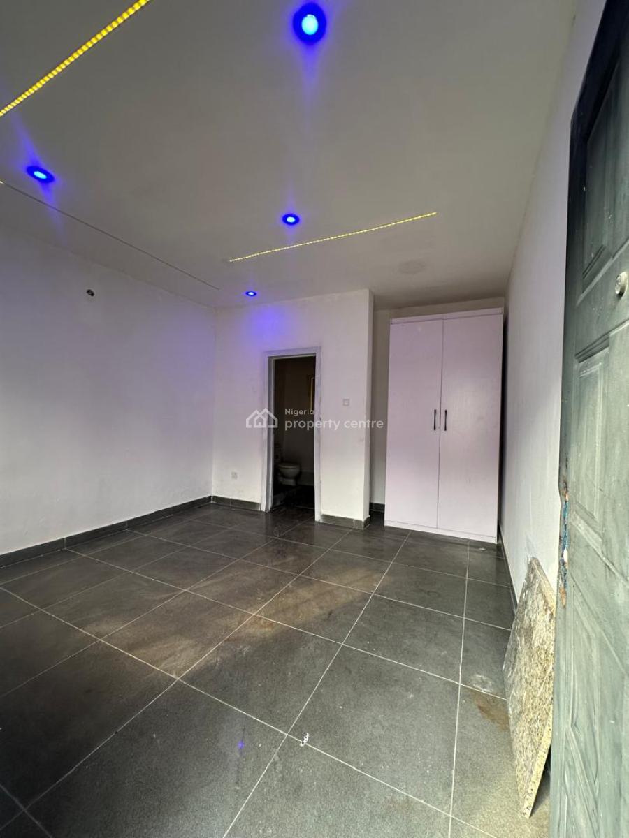 Super Spacious Self Compound 4 Bed Terrace  Duplex + Massive Bq, Ikota, Lekki, Lagos, Terraced Duplex for Sale