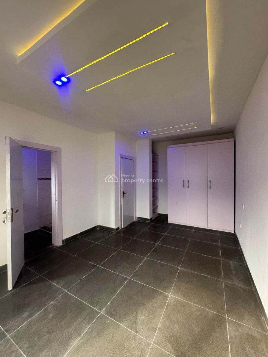 Super Spacious Self Compound 4 Bed Terrace  Duplex + Massive Bq, Ikota, Lekki, Lagos, Terraced Duplex for Sale