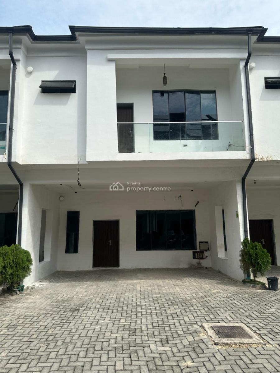 4 Bedroom Duplex, De-forthiet Estate, Ikota, Lekki, Lagos, Terraced Duplex for Sale