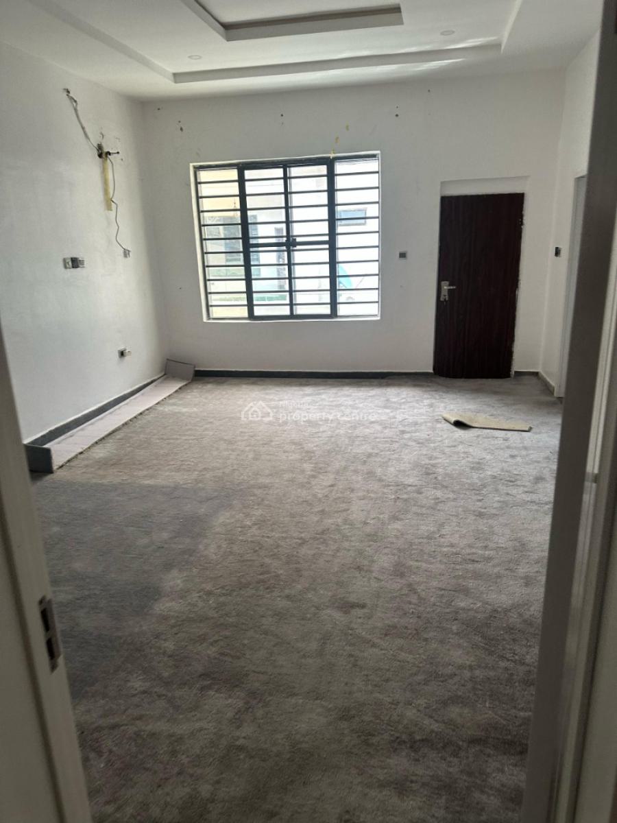 4 Bedroom Duplex, De-forthiet Estate, Ikota, Lekki, Lagos, Terraced Duplex for Sale