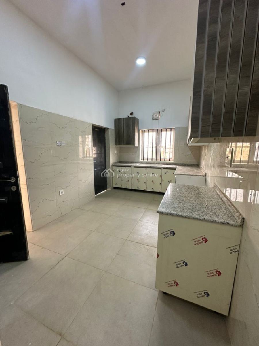 Beautifully Built 3 Bedroom Apartment, Katampe (main), Katampe, Abuja, Flat / Apartment for Sale