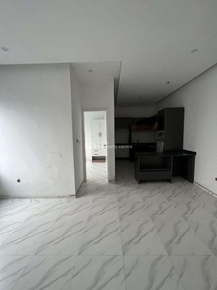 Fully Serviced 3 Bed Apartment with Communal Pool, Gym & Bq, Ajah, Lagos, Flat / Apartment for Sale
