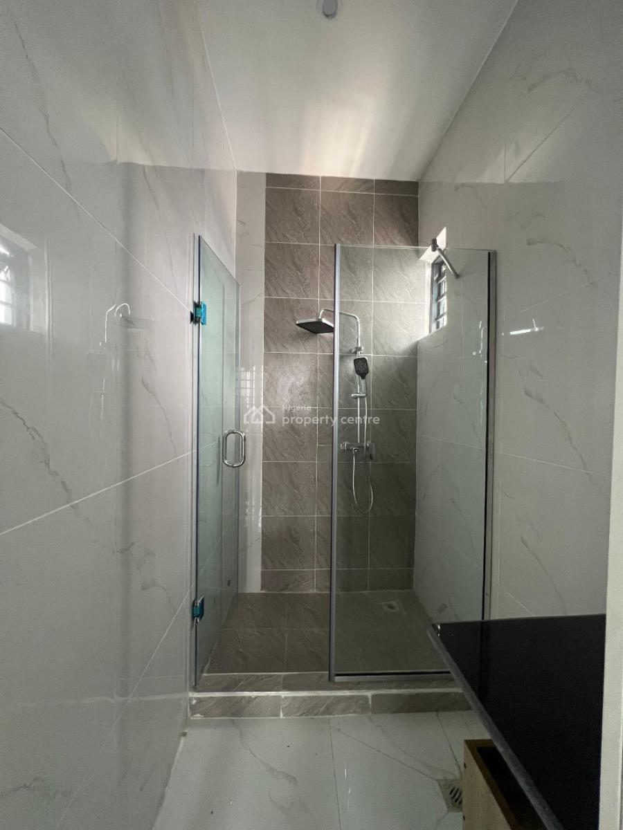 Fully Serviced 3 Bed Apartment with Communal Pool, Gym & Bq, Ajah, Lagos, Flat / Apartment for Sale