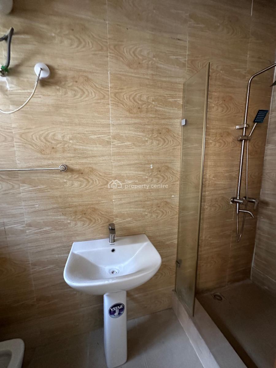 5 Bedroom Self Compound with 2 Bq, Lekki Phase 1, Lekki, Lagos, House for Rent