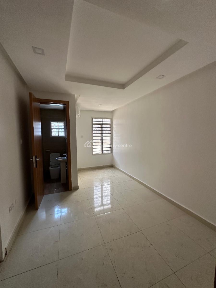 5 Bedroom Self Compound with 2 Bq, Lekki Phase 1, Lekki, Lagos, House for Rent