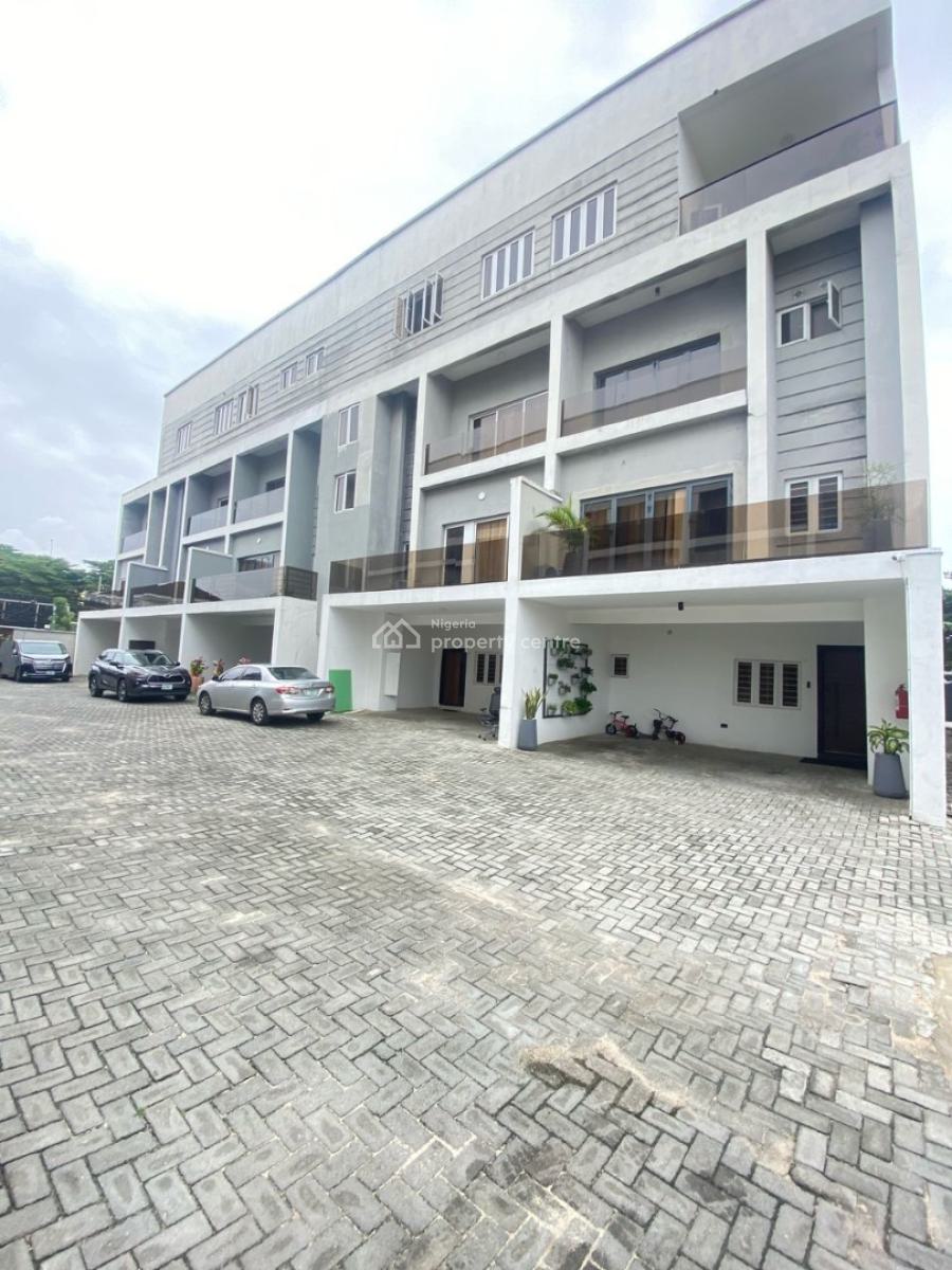 Spacious 4 Bedroom Terrace Duplex with Bq, Lekki Phase 1, Lekki, Lagos, Terraced Duplex for Rent