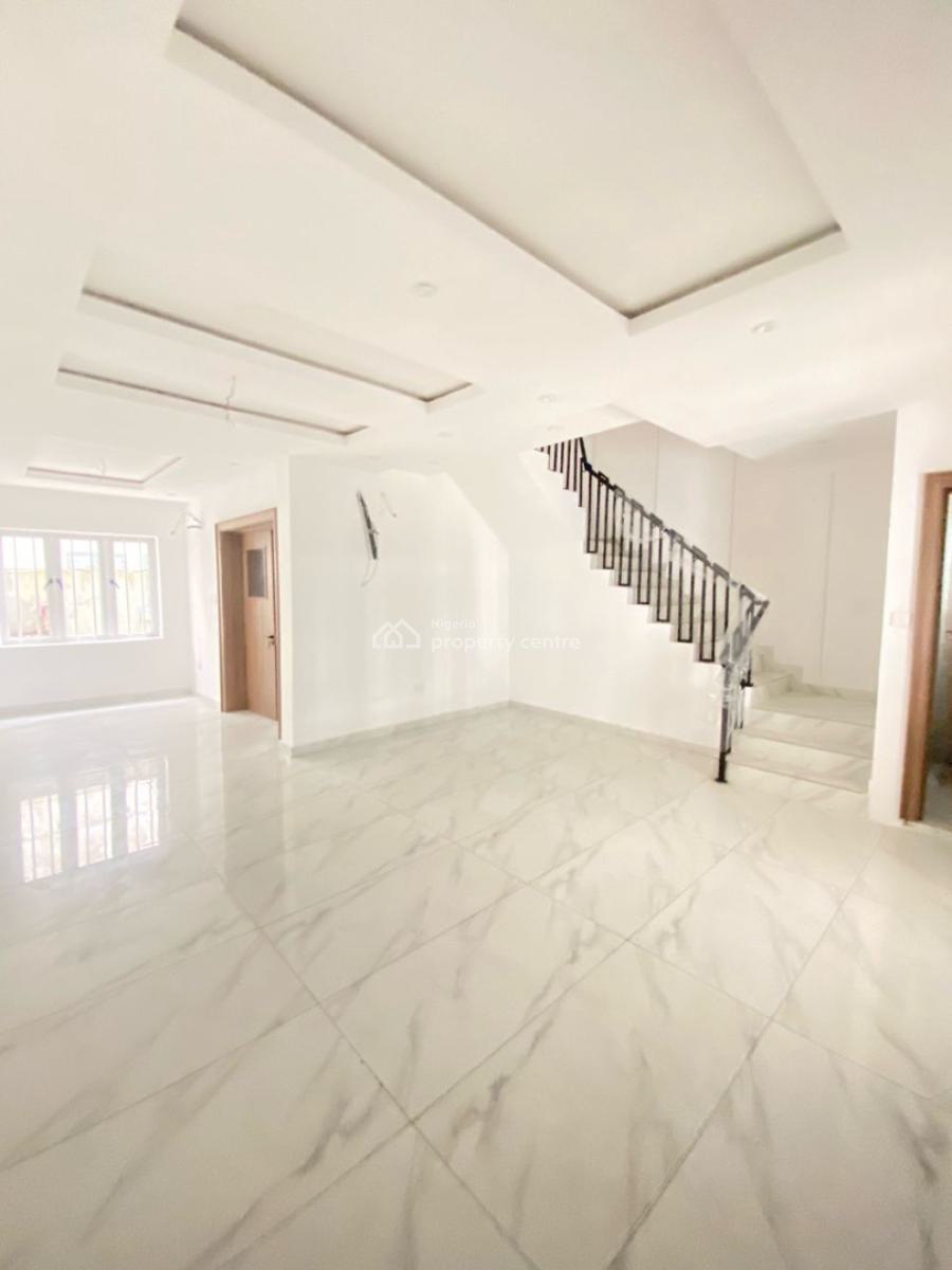 Spacious 4 Bedroom Terrace Duplex with Bq, Lekki Phase 1, Lekki, Lagos, Terraced Duplex for Rent