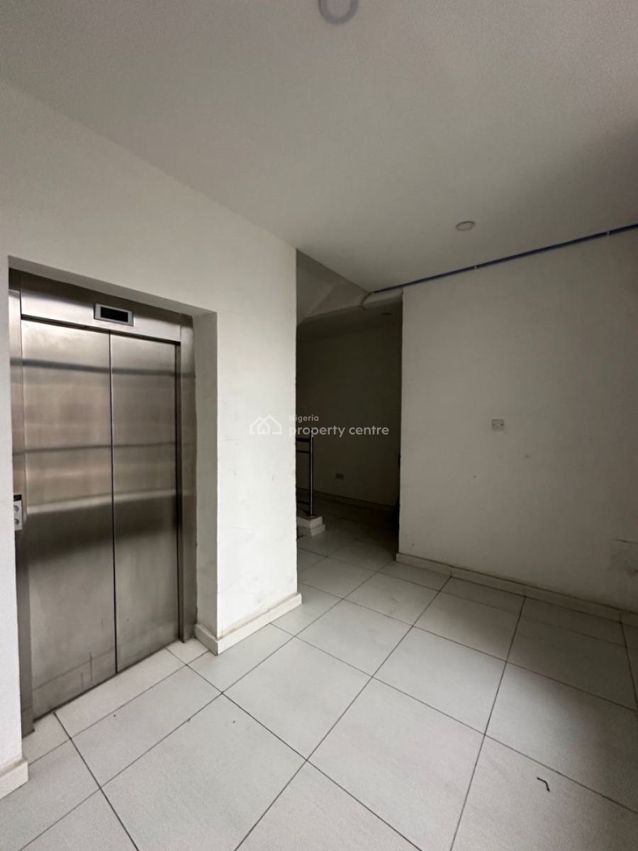 Spacious 2 Bedroom  Apartment, Orchid, Lekki, Lagos, Flat / Apartment for Rent