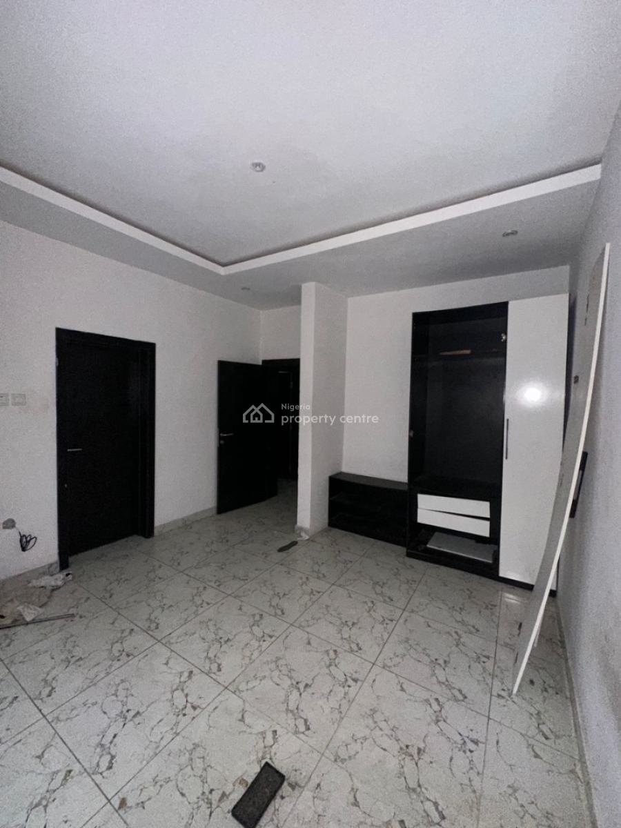 Spacious 2 Bedroom  Apartment, Orchid, Lekki, Lagos, Flat / Apartment for Rent