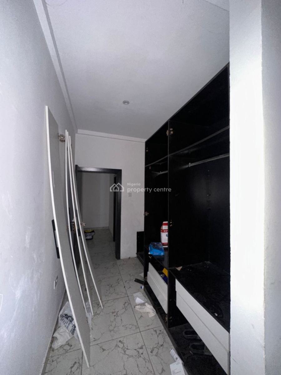 Spacious 2 Bedroom  Apartment, Orchid, Lekki, Lagos, Flat / Apartment for Rent