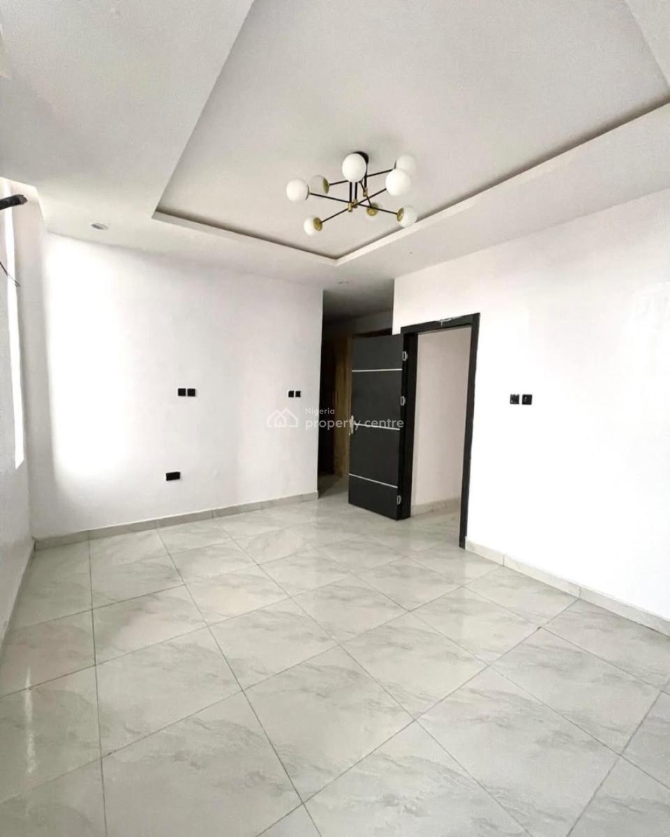 4bedroom Semi Detached with a Open Roof Terrace, Osapa, Lekki, Lagos, Semi-detached Duplex for Sale