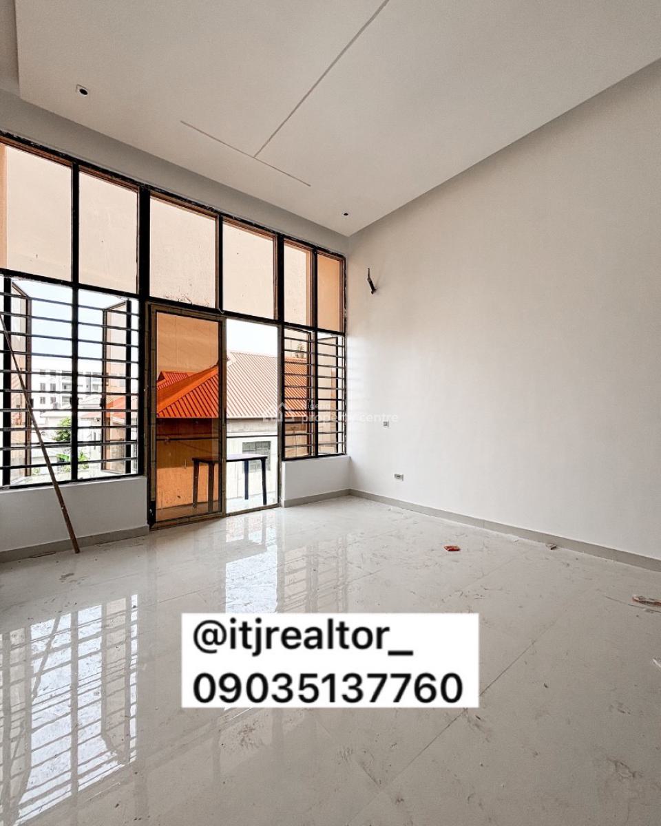 Stunning 3 Bedroom Apartment with Bq, Lekki Phase 1, Lekki Phase 1, Lekki, Lagos, Block of Flats for Sale