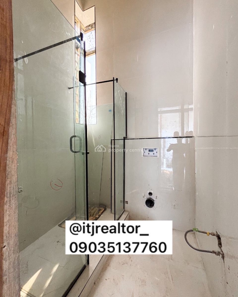 Stunning 3 Bedroom Apartment with Bq, Lekki Phase 1, Lekki Phase 1, Lekki, Lagos, Block of Flats for Sale
