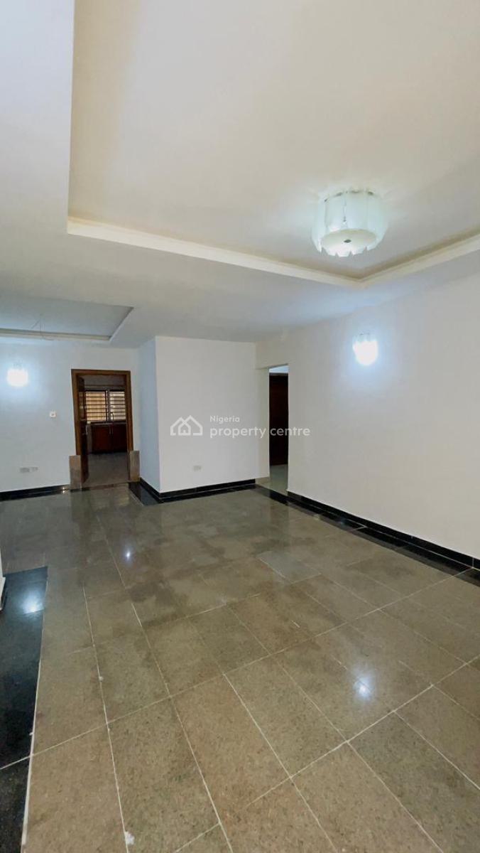 Luxury 2 Bedroom Flat with a Room Bq, Lekki Phase 1, Lekki, Lagos, Flat / Apartment for Rent