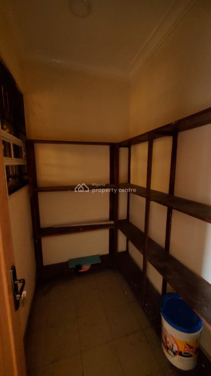 Most Spacious 3bedroom Penthouse with a Bq, 2nd Toll Gate, Lekki Phase 2, Lekki, Lagos, Flat / Apartment for Rent