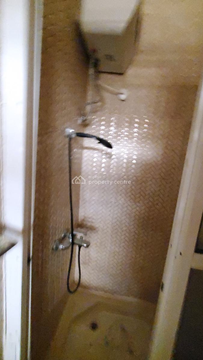 Most Spacious 3bedroom Penthouse with a Bq, 2nd Toll Gate, Lekki Phase 2, Lekki, Lagos, Flat / Apartment for Rent