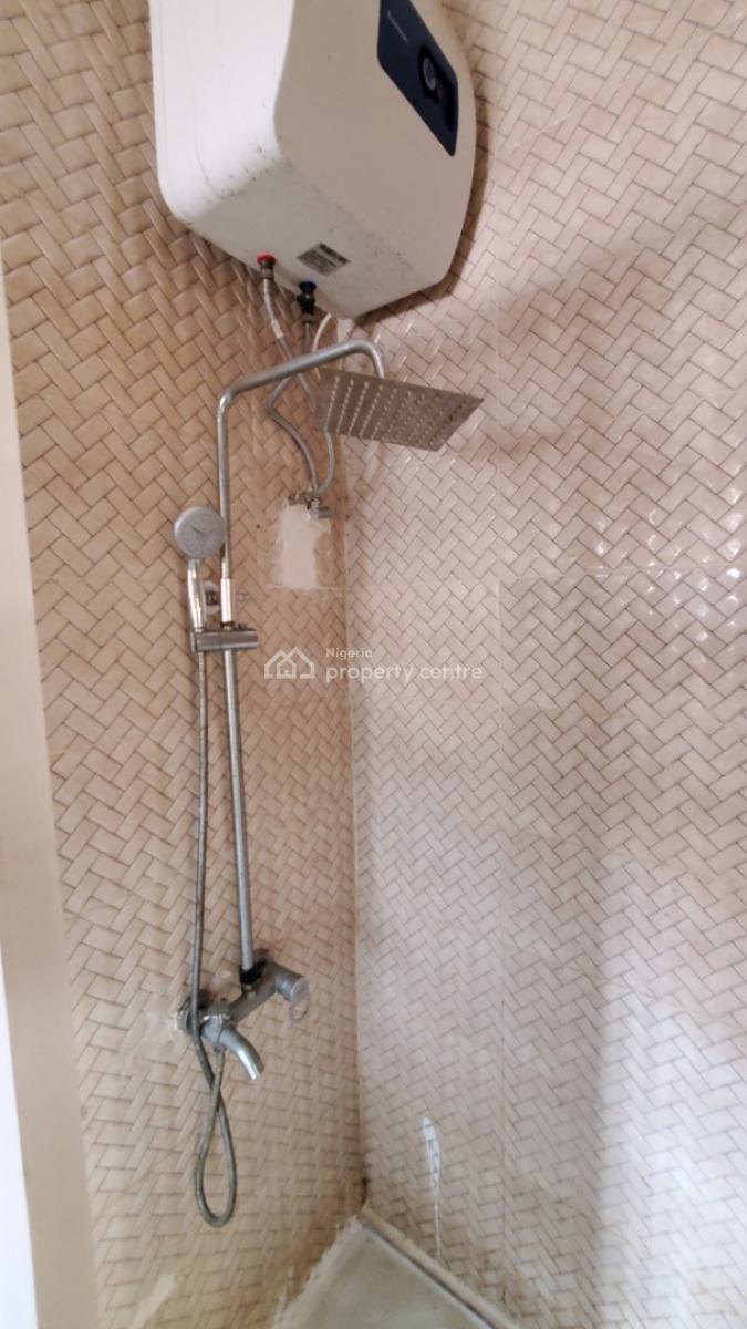 Most Spacious 3bedroom Penthouse with a Bq, 2nd Toll Gate, Lekki Phase 2, Lekki, Lagos, Flat / Apartment for Rent