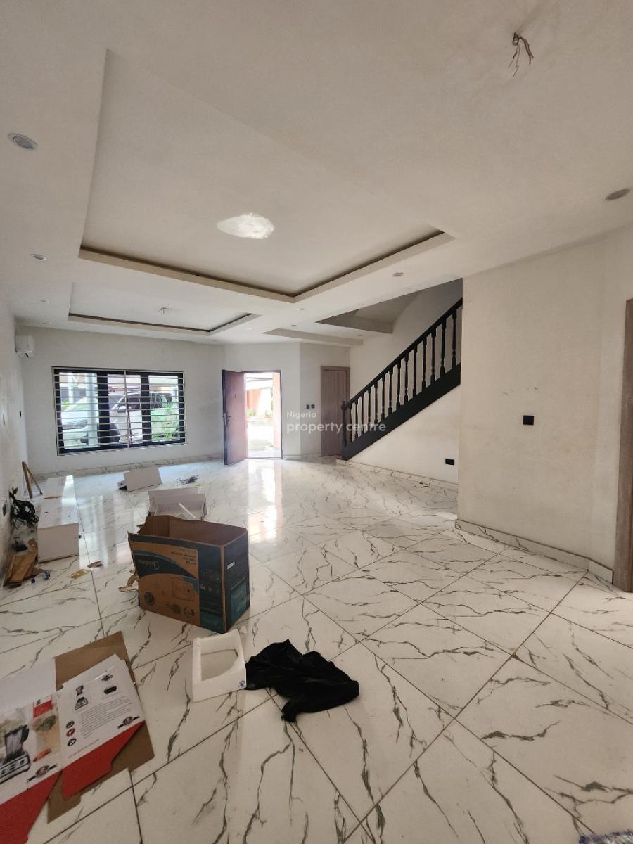 4-bedroom Terrace Duplex + Bq with Swimming Pool, Lekki, Lekki, Lagos, Terraced Duplex for Rent
