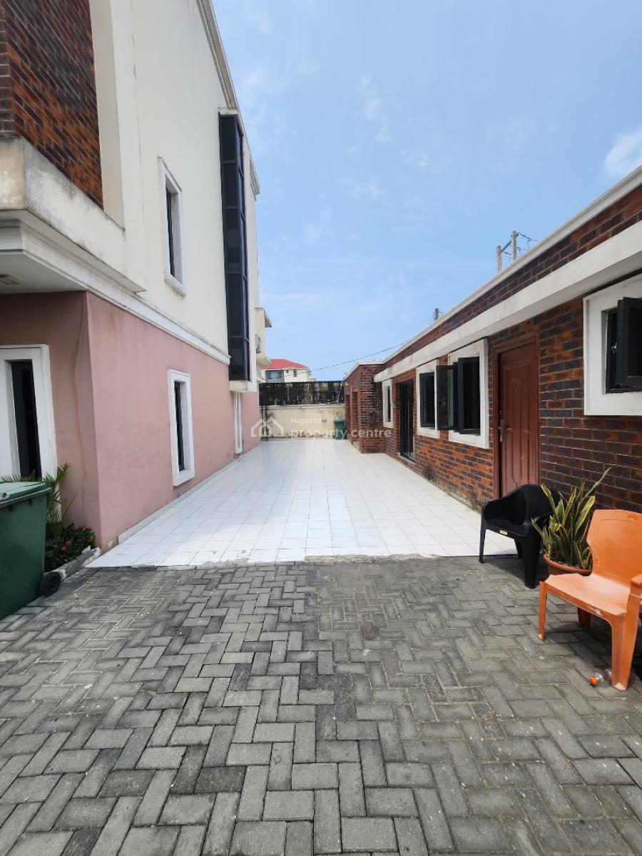 4-bedroom Terrace Duplex + Bq with Swimming Pool, Lekki, Lekki, Lagos, Terraced Duplex for Rent