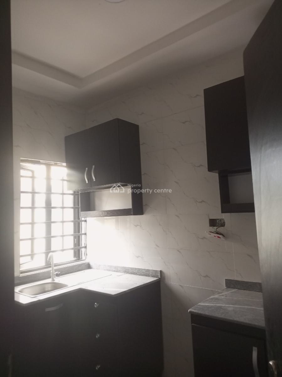 Luxury Newly Built 2 Bedroom, Jakande Gate, Oke Afa, Isolo, Lagos, Flat / Apartment for Rent