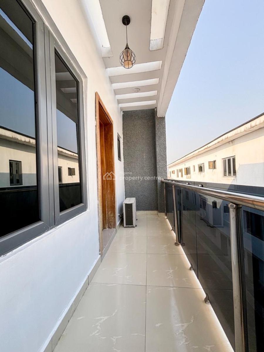 Tastefully Furnished 2 Bedroom Apartment, Lekki Expressway, Lekki, Lagos, Flat / Apartment Short Let