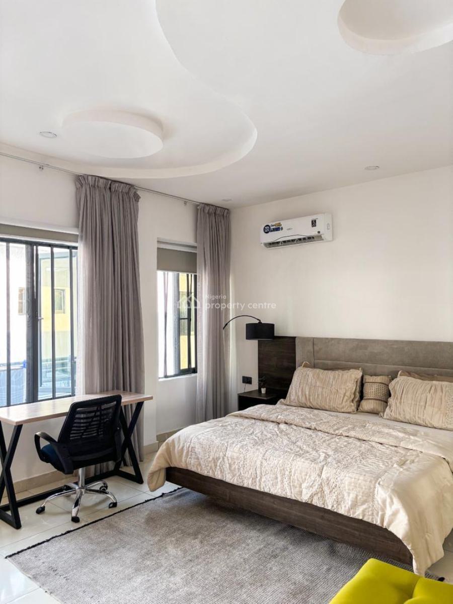Tastefully Furnished 2 Bedroom Apartment, Lekki Expressway, Lekki, Lagos, Flat / Apartment Short Let