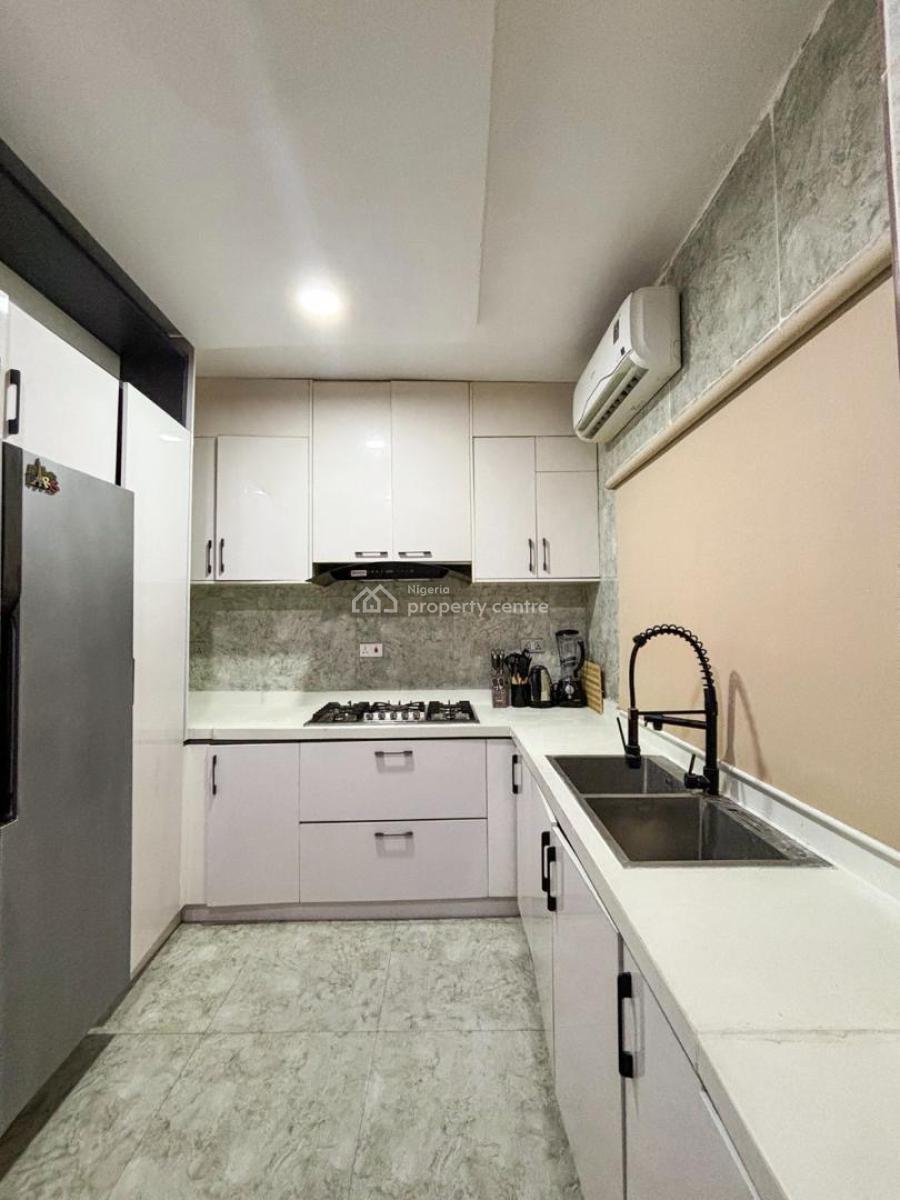Tastefully Furnished 2 Bedroom Apartment, Lekki Expressway, Lekki, Lagos, Flat / Apartment Short Let