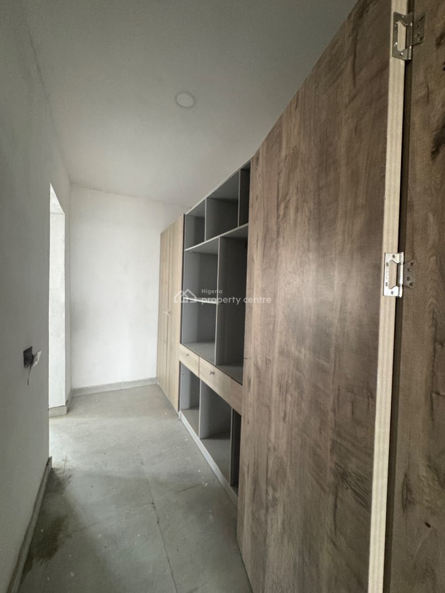 Brand New Waterfront 2bedrooms Flat, Lekki Phase1, Lekki Phase 1, Lekki, Lagos, Flat / Apartment for Sale