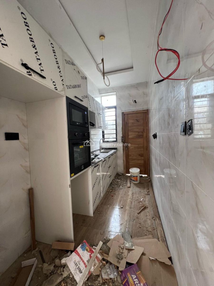 3 Bedroom Terrace Duplex with Bq in a Secure Estate, Chevron, Lekki, Lagos, Terraced Duplex for Sale