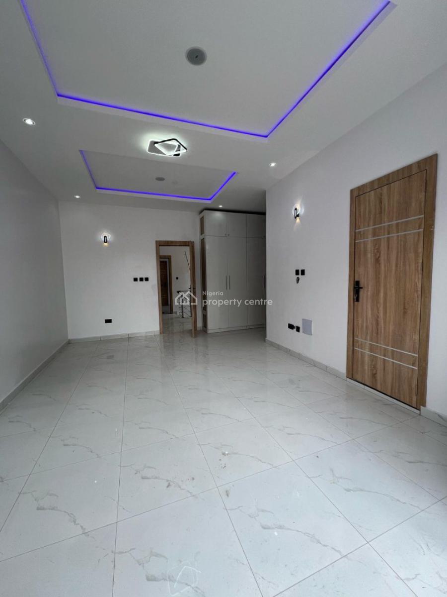 4 Bedroom Terrace Duplex with Bq in a Secure Estate, Chevron, Lekki, Lagos, Terraced Duplex for Sale