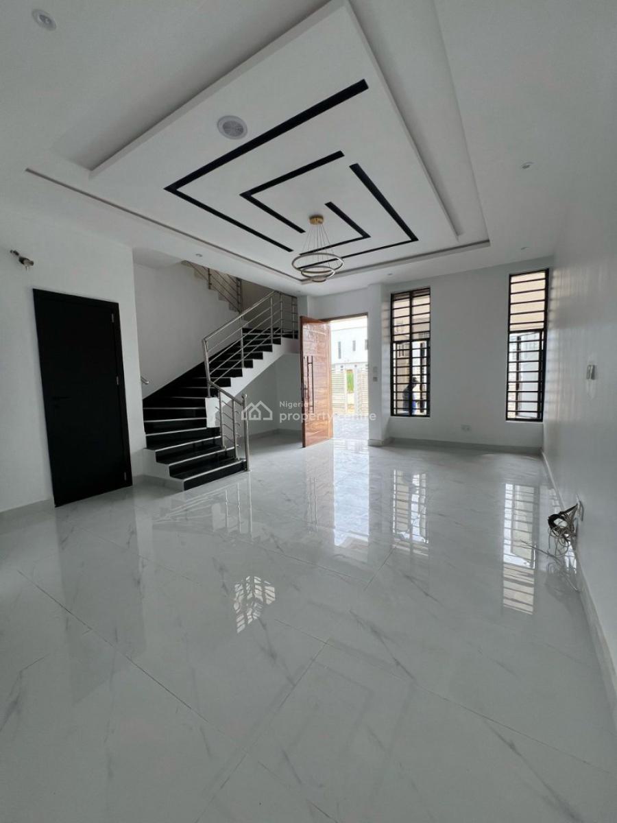 Massively Spacious 4-bedroom Semi-detached Duplex in a Secure Estate, Chevron, Lekki, Lagos, Semi-detached Duplex for Sale