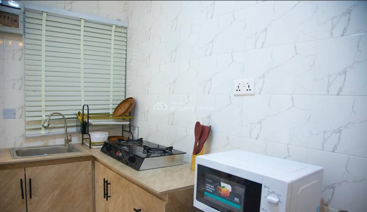 Tastefully Furnished One Bedroom Studio Apartment, Akoka, Yaba, Lagos, Self Contain (single Rooms) Short Let