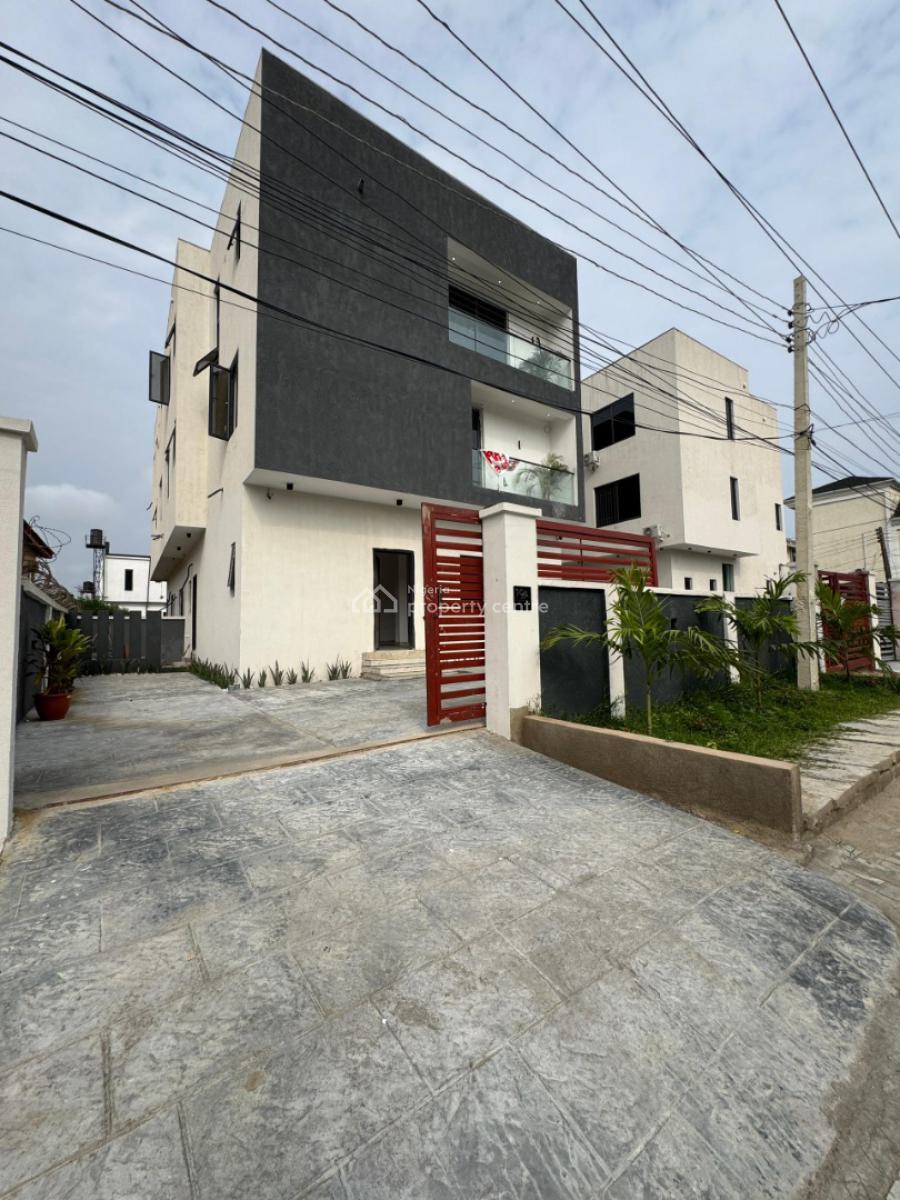 Luxury Ambiance Semi-detached 5 Bedroom Duplex., Idado, Lekki, Lagos, Semi-detached Duplex for Sale