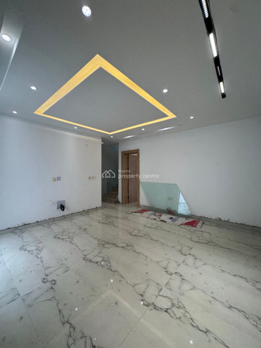 Luxury Ambiance Semi-detached 5 Bedroom Duplex., Idado, Lekki, Lagos, Semi-detached Duplex for Sale