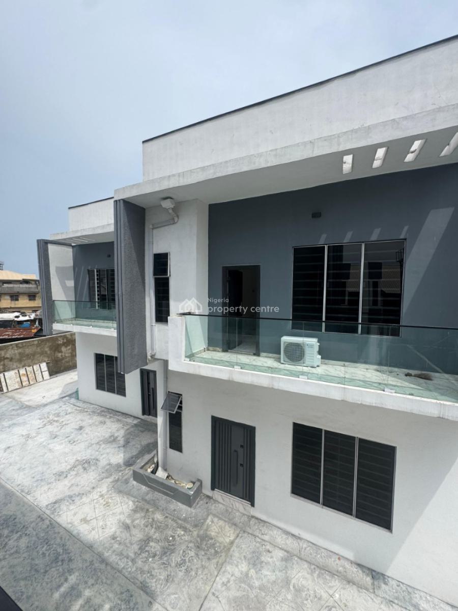 Lovely 4 Bedroom Semi Detached Duplex with Bq Self Serviced, Ologolo, Lekki, Lagos, Semi-detached Duplex for Sale